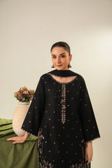 ZARQA EMBROIDERED 3PC (FARSHI)