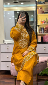 MUQADDAS EMBROIDERED 2PC (FARSHI)
