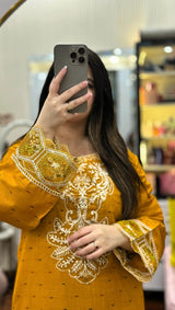 MUQADDAS EMBROIDERED 2PC (FARSHI)